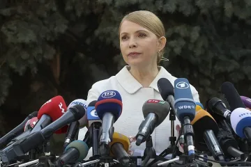 "Тимошенко е толкова зле, колкото Янукович"