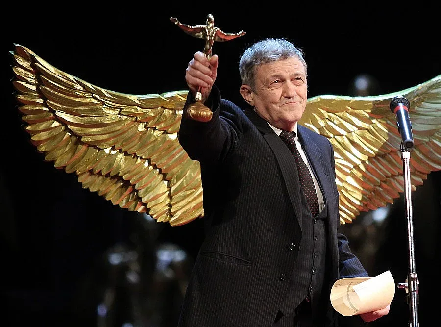 Владимир Пенев и Лилия Маравиля взеха Икар за водещи роли