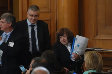 Одитори хванаха гафове на Ана Караиванова
