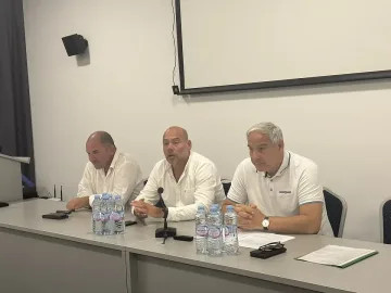 БАБХ информира стопани в засегнати от шарка райони