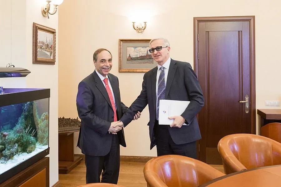 Посланикът ни в Русия обсъди икономическото сътрудничество