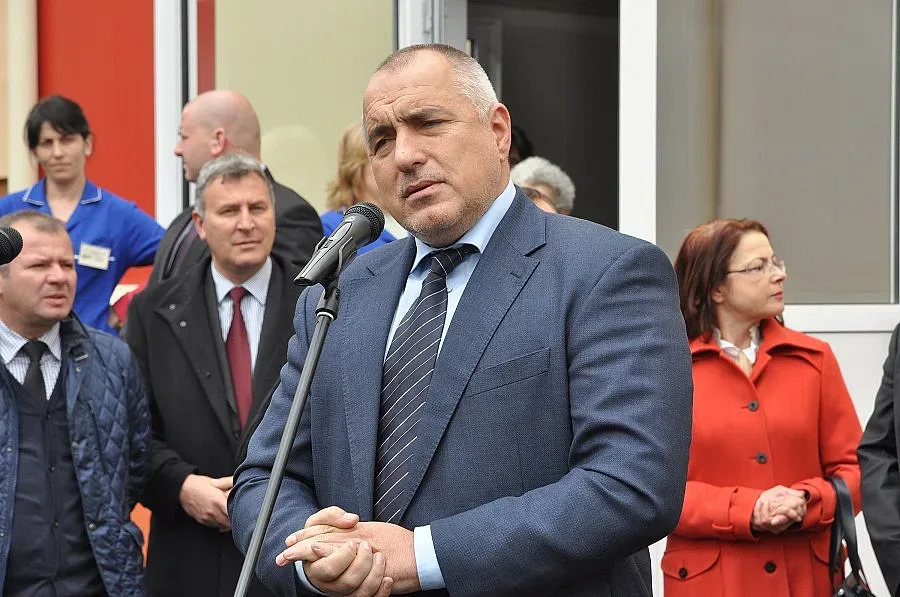 Борисов: По-бързо връщайте ГЕРБ на власт – да ви достроим