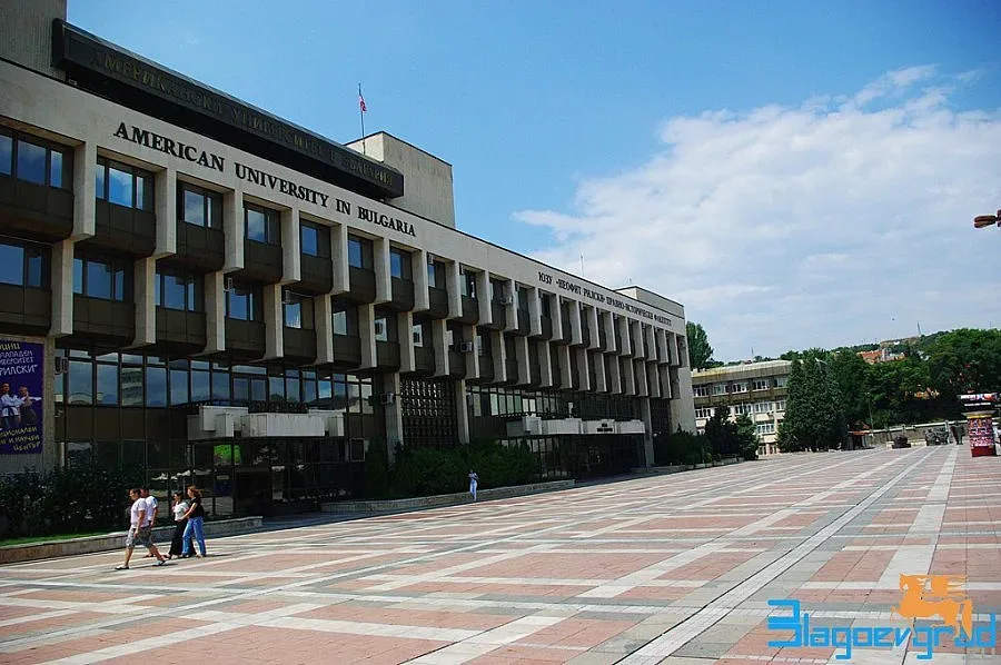 Разискват студентското управление в АУБ