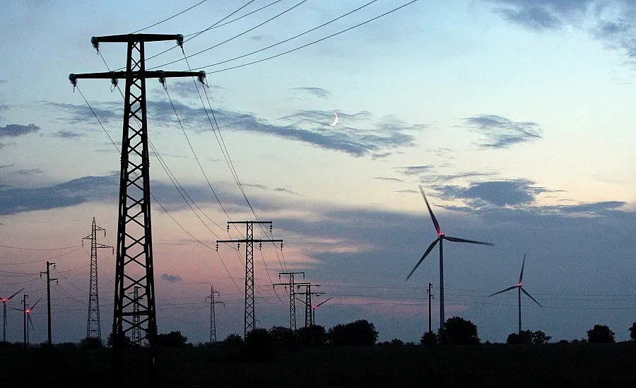 Стимулират малките ВЕИ централи