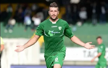 Гълъбинов става Летящо магаре