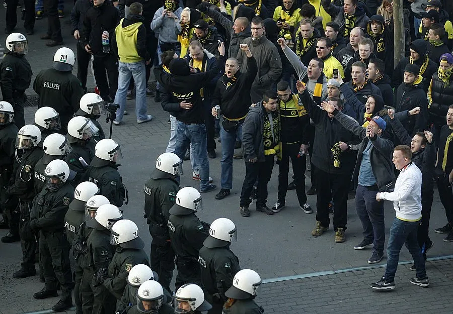 Само един пострадал след дербито на Рур