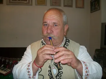 Фен на Винената весели жители и гости на Симитли