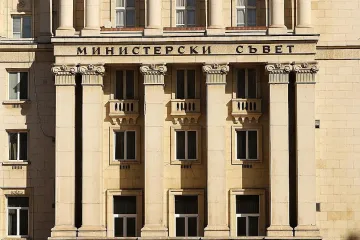 Тристранката се събира заради минималната заплата