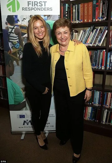 Кристалина Георгиева пи кафе със Сиена Милър