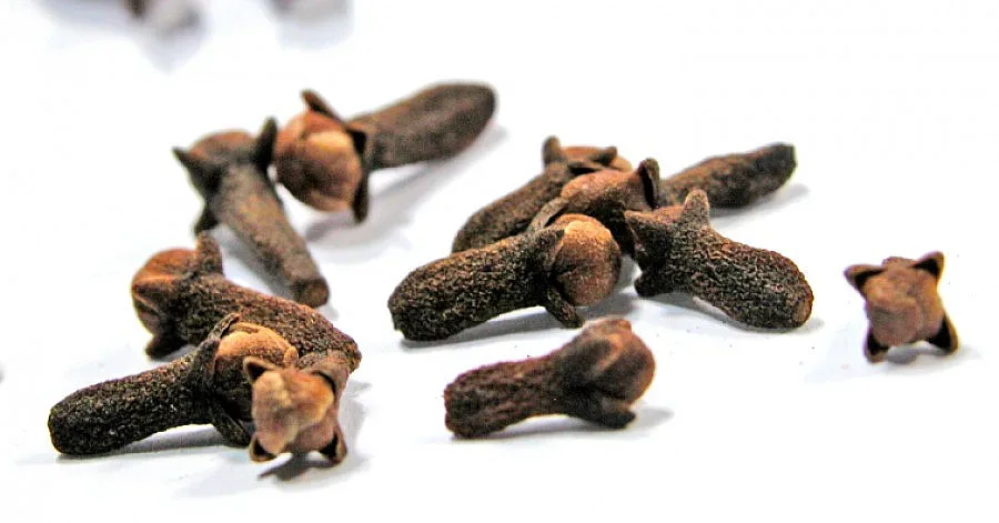 Карамфил - ароматна подправка с много ползи за здравето