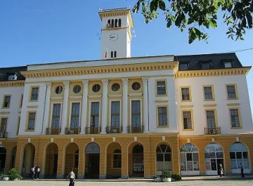 Съветници задължават кмета да си увеличи заплатата, той отказва