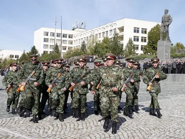 Военни на разпит заради рушвети