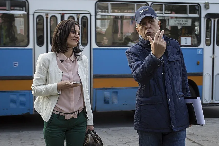 Недков и Ирмена раздават автографи