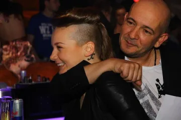 Сватосаха Годжи с брокерка