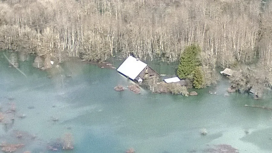 Над 100 са изчезнали след свлачището в САЩ