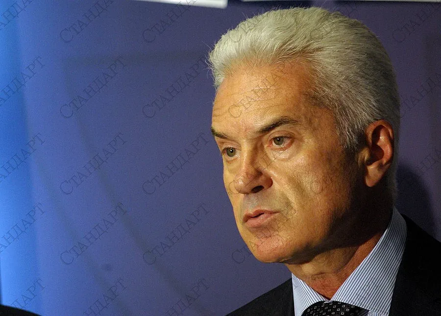 Сидеров: Продължаваме да искаме оставката на Вигенин