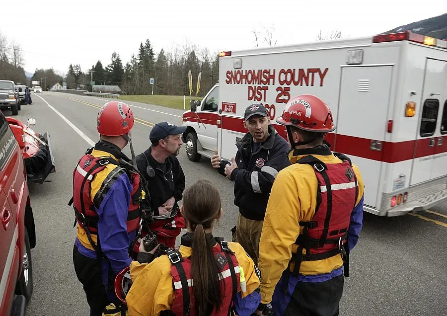 Свлачище уби трима във Вашингтон