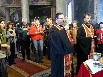 Руснаци и украинци в общ молебен за мир