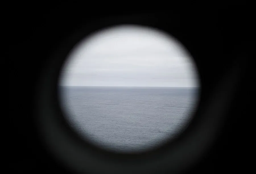 Китай засече следи към изчезналия самолет