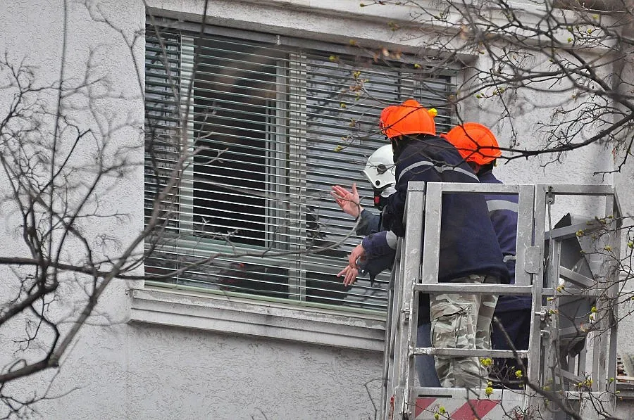 Безработен заплаши да се убие, спасиха го (ОБЗОР)