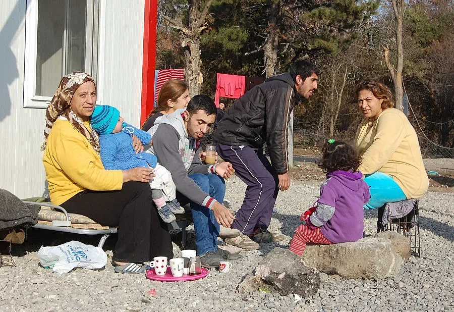 Майки от Харманли поискаха по-строги правила за бежанците