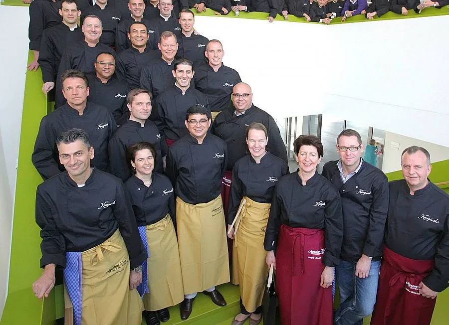 Представят България с шопска салата и агнешки котлети