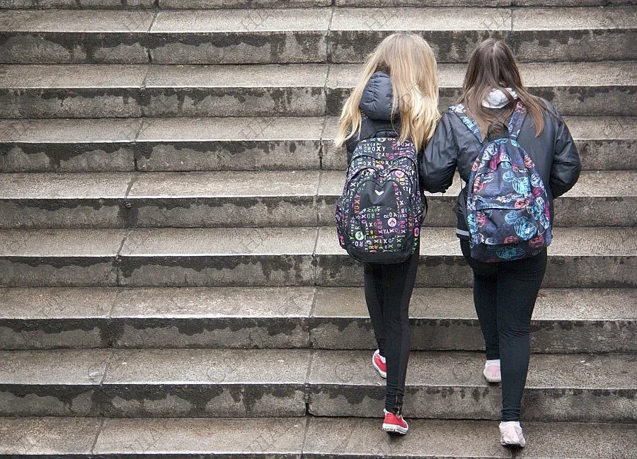 Дискутират тоталитарните режими в българското образование