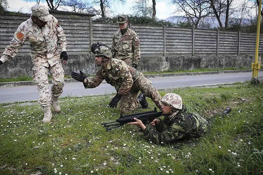 Американци избират либийци за обучение у нас