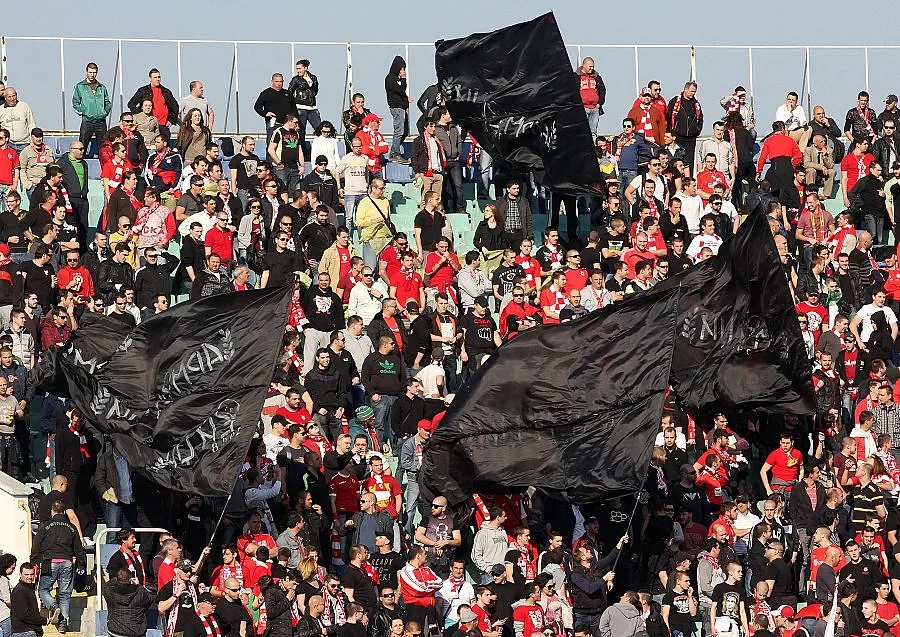 ЦСКА на борсата, разпродават акциите като топъл хляб