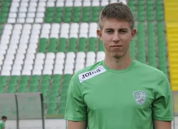 Порок на сърцето спира Писков от футбола