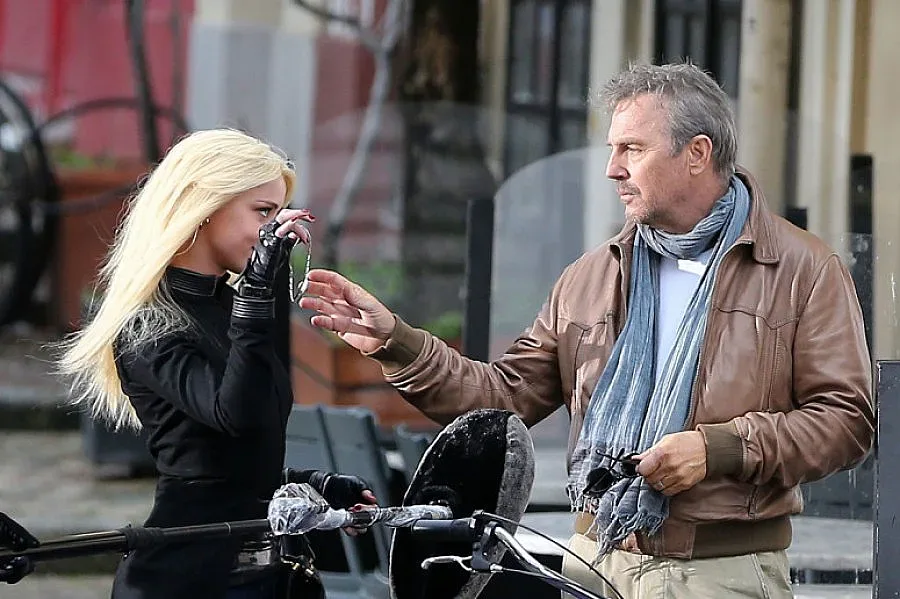 Костнър се лекува с убийство