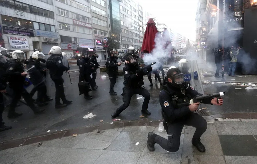 3 жертви на нападение срещу жандармерията в Турция