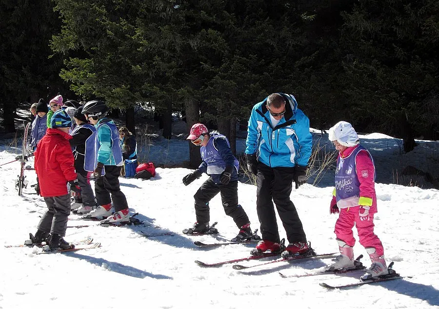 Боровец приема финалите на „Научи се да караш ски”