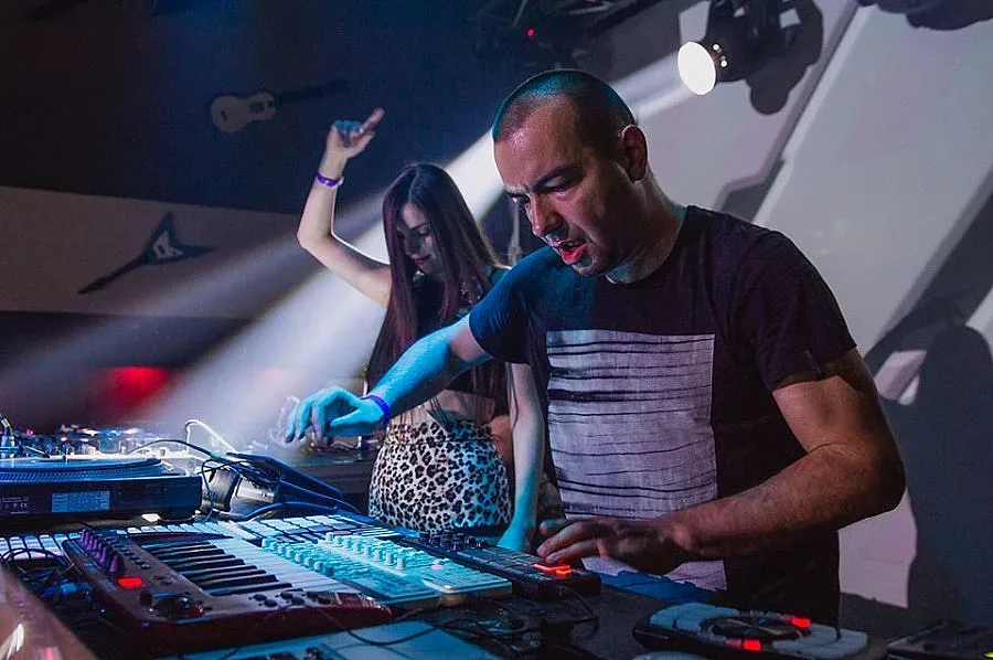 Хиляди на фестивал в Банско