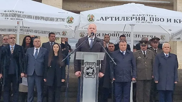 Желязков с важна новина за заплатите. Част от тях скачат
