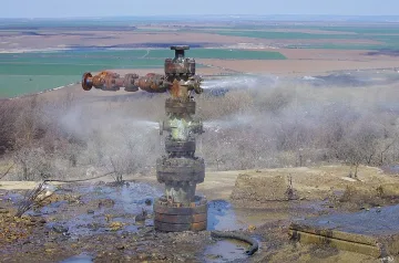 Крадци отпушиха сондаж