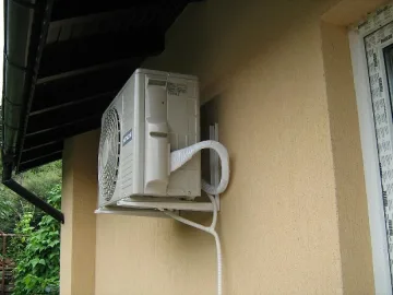 Крадат външни тела на климатици