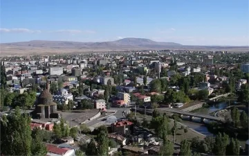 Социолог застреля 6-има колеги в Турция