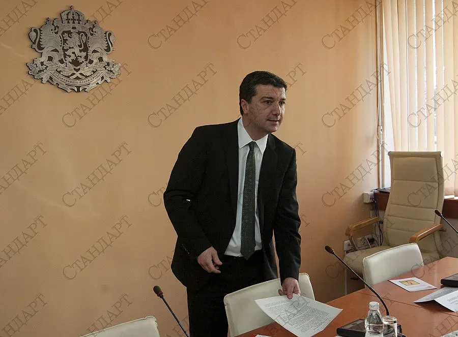 Стойнев: Не съм говорил за национализация на ЕРП-тата