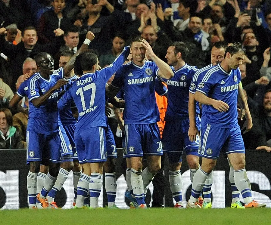 Челси удари Галатасарай, Реал пак би Шалке