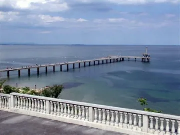 Вандали разбиха асансьор за инвалиди