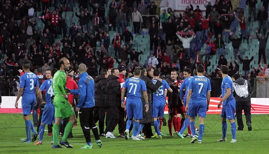 Станаха ясни наказанията на побойниците от Вечното дерби