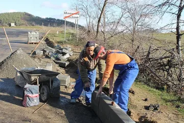 Ремонтират 16 км път Хромица – Долно Прахово