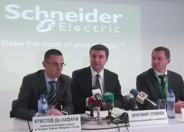 Бизнесът иска Стойнев да ги изкара от ъгъла