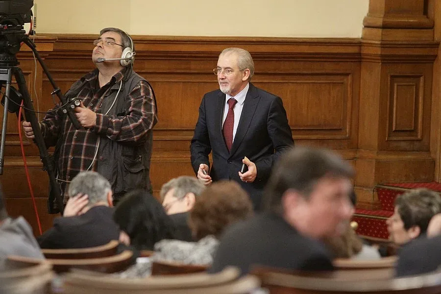 ВСС към Местан: Не притискайте Темида