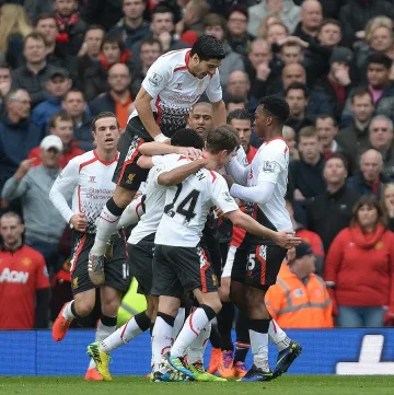 Вратар иска прошка от жената на Агер