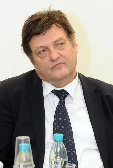Преди голям строеж да има допитване до хората