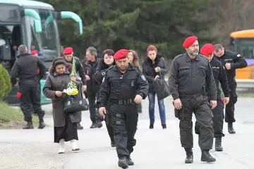 Изпратиха Шарков с 5 почетни изстрела