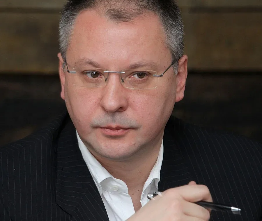 Сергей иска десятък от евродепутатите 