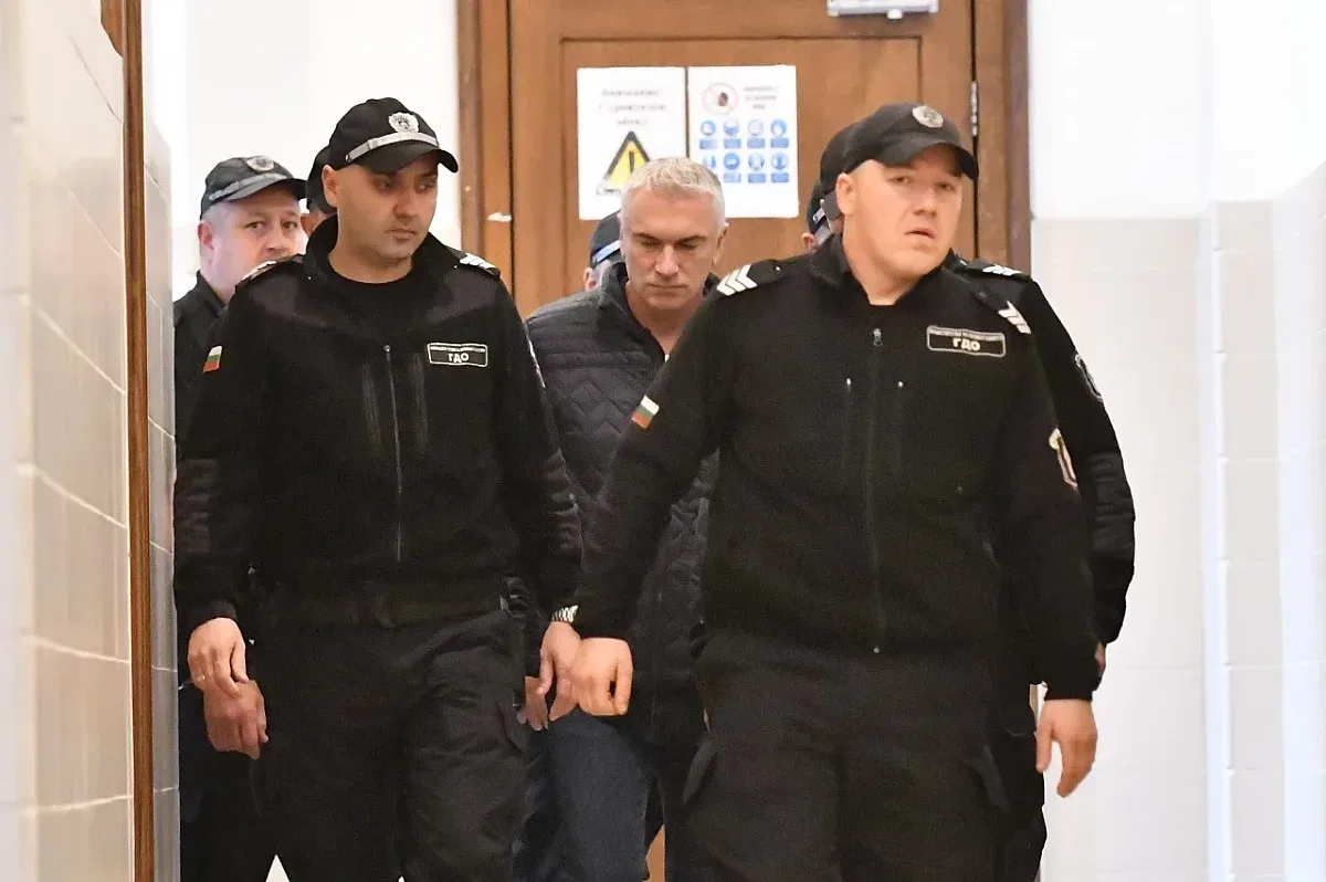 Завладяната държава и морфичният дисонанс на дерибеите